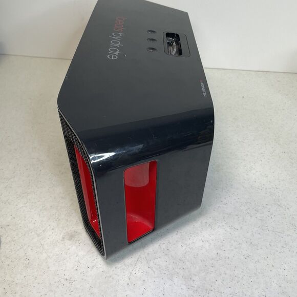 Beats by Dr. Dre Beatbox iPod Speaker - Picture 4 of 7